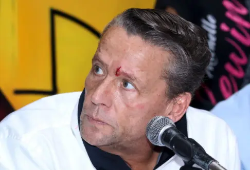 Alfredo Adame desmiente a Rey Grupero