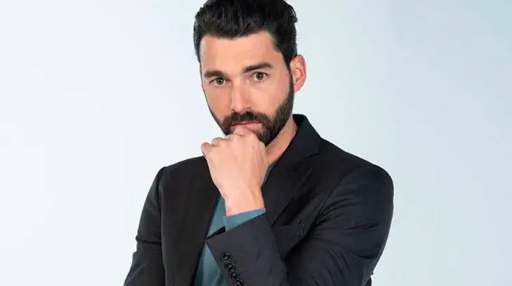 Gonzalo Peña es suspendido en tv tras acusaciones de abuso sexual