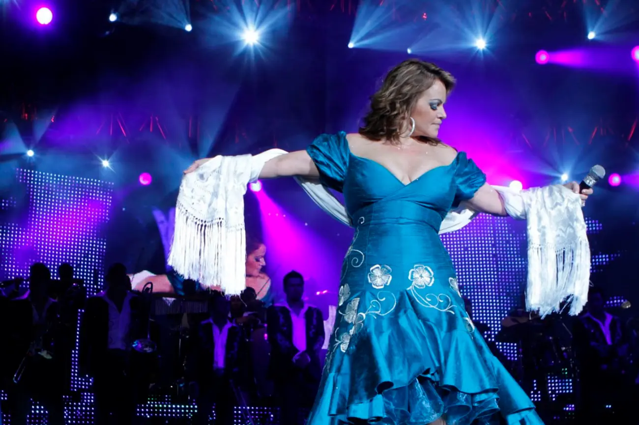 La serie Mariposa de Barrio lanza soundtrack con éxitos renovados