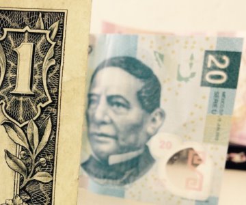 Precio del dólar supera los 20 pesos este jueves