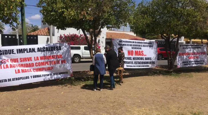 Video - Vecinos de la colonia Centenario se manifiestan