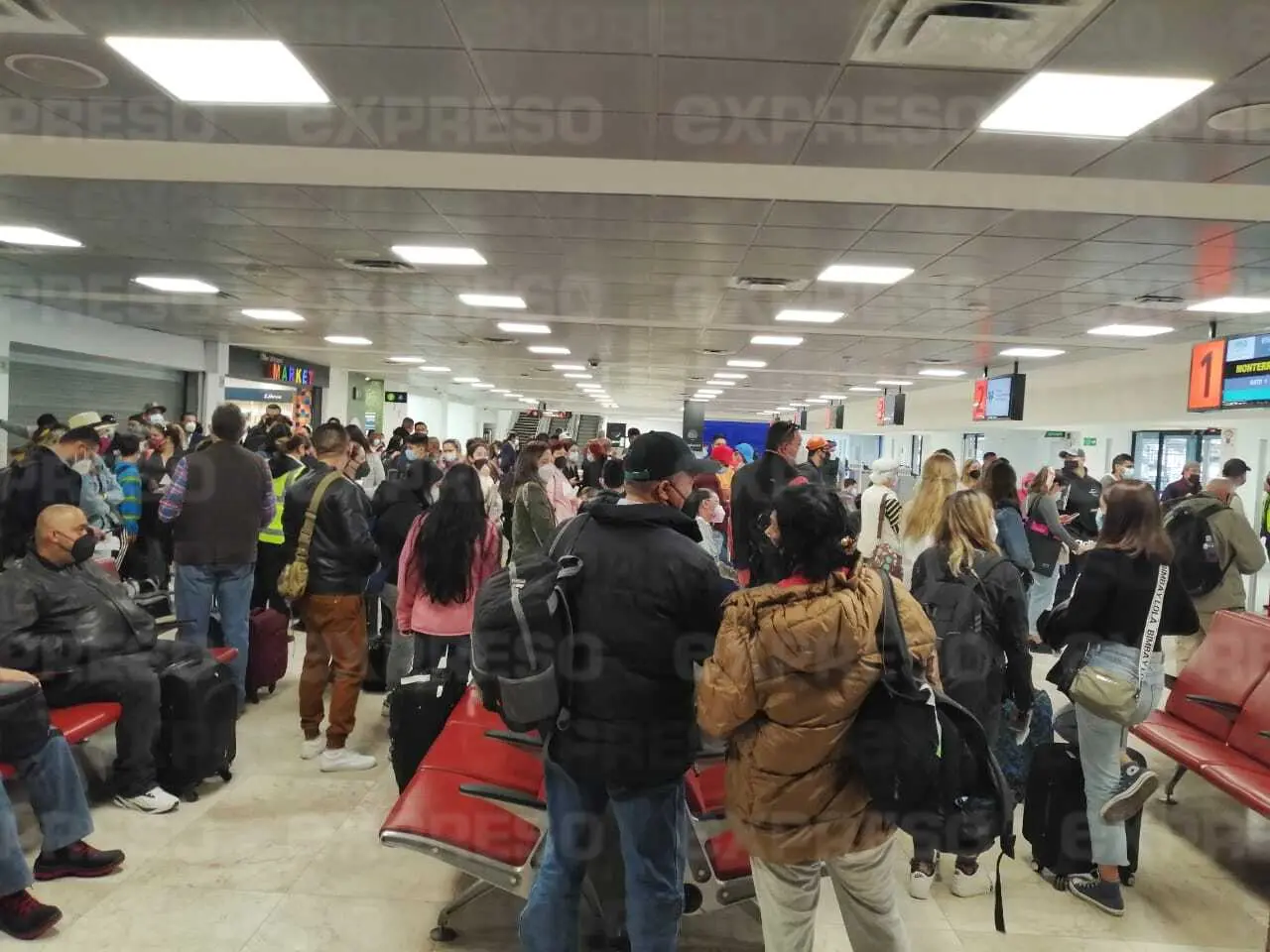 ¿Qué ocurre en el Aeropuerto de Hermosillo? Luce llenito