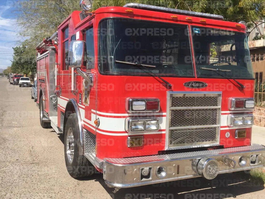 Bomberos ya cuentan con nuevos camiones para sus labores de rescate