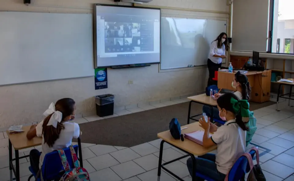 Llama IMSS a padres de familia a instruir a su hijos sobre las medidas contra Covid