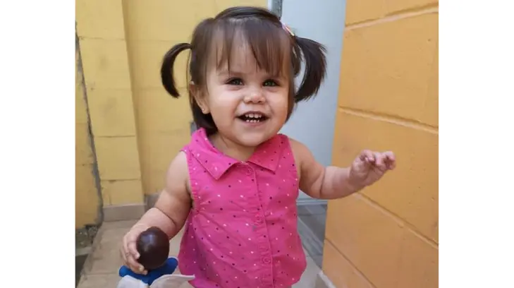 Si un millón de personas me ayudara, Celeste escucharía: Ana pide apoyo para la operación de su pequeña