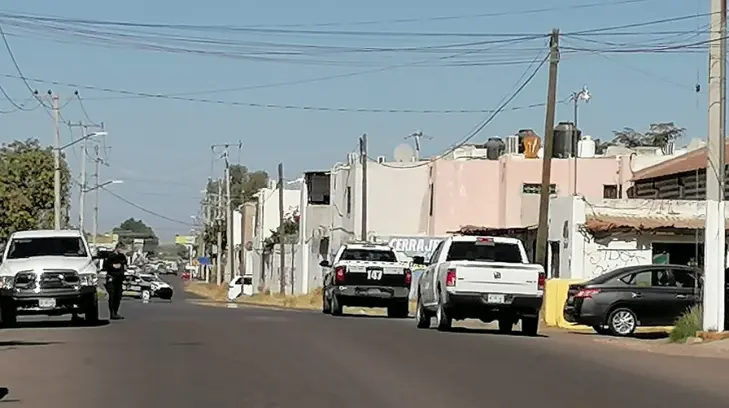 Abandonan cuerpo encobijado frente a una bodega del Ayuntamiento de Cajeme
