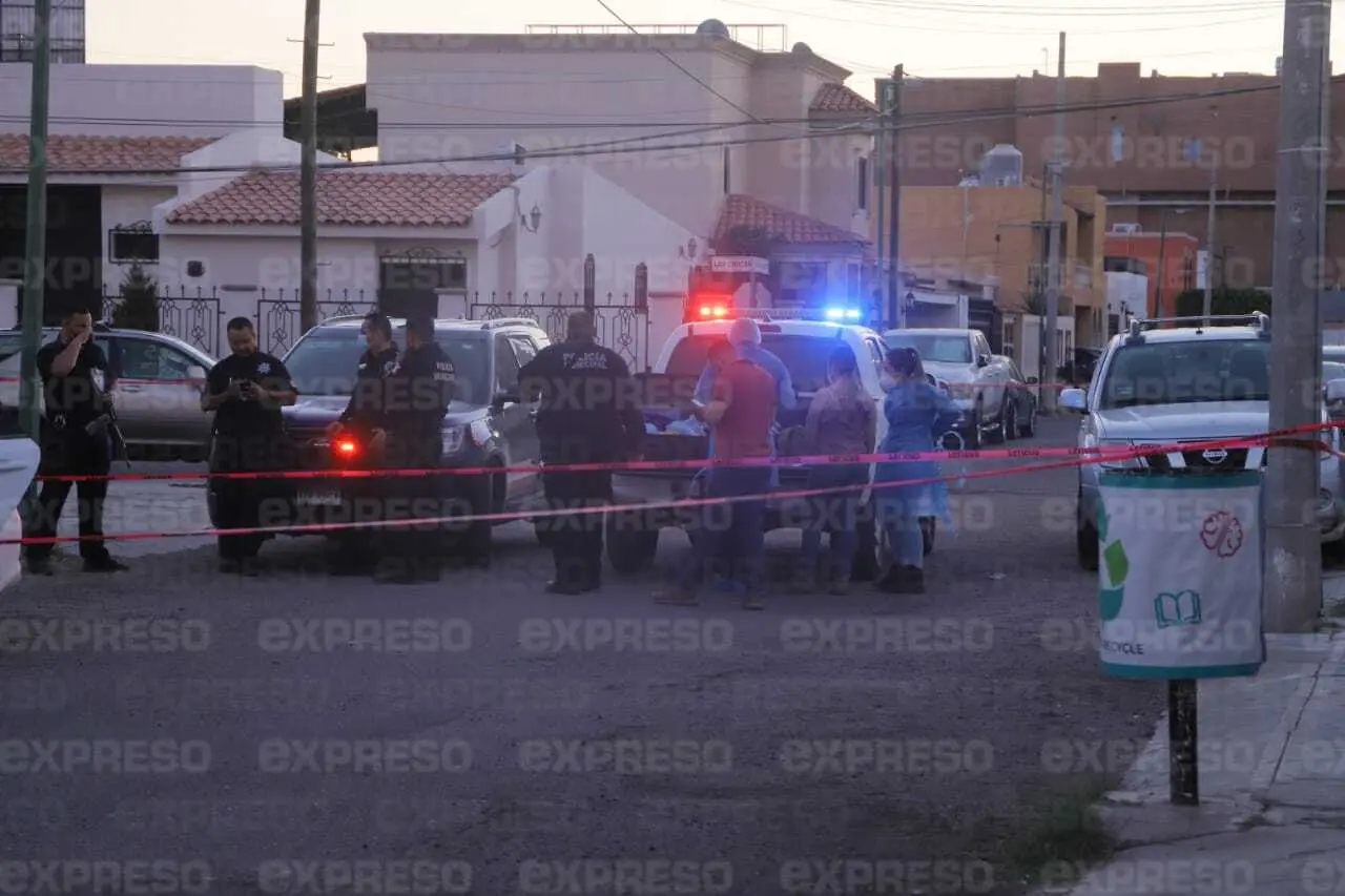 Peliculesca persecución policiaca termina en rescate de mujer, varios detenidos y un policía herido