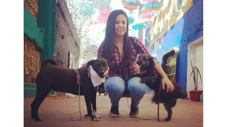 Yaxaira Castelo ha rescatado y les ha cambiado la vida a 50 animalitos de Obregón