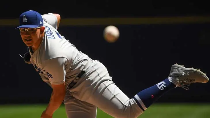 Julio Urías y los Dodgers le ponen fin a mala racha