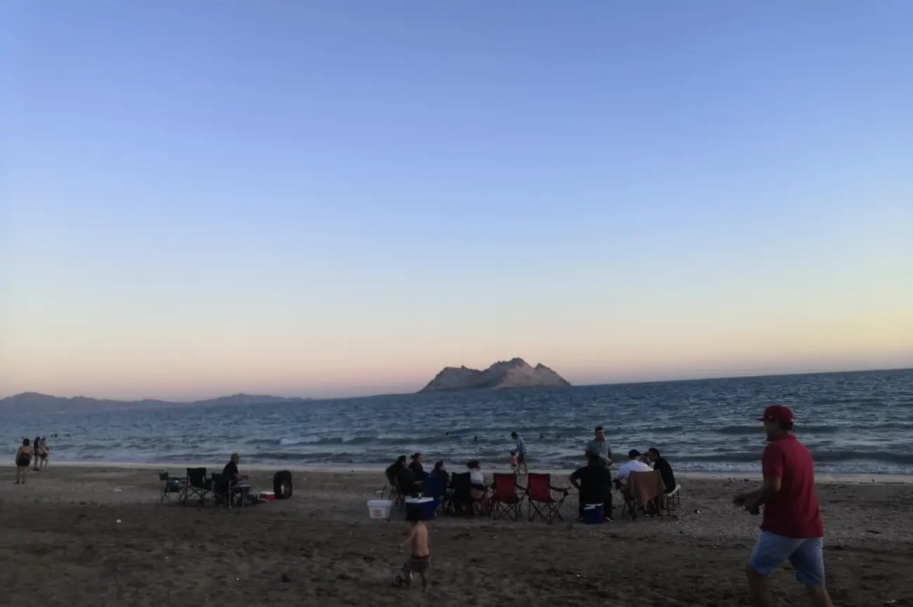Se van a la playa a celebrar a las mamás