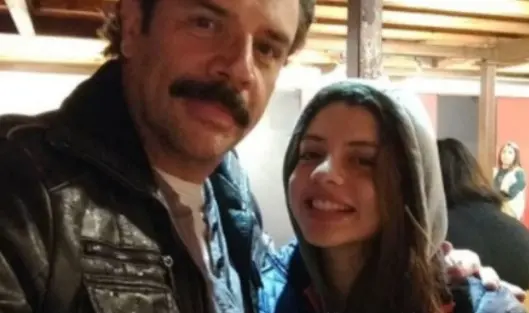 Él es Héctor Parra, el actor acusado de abuso sexual a sus propios hijos