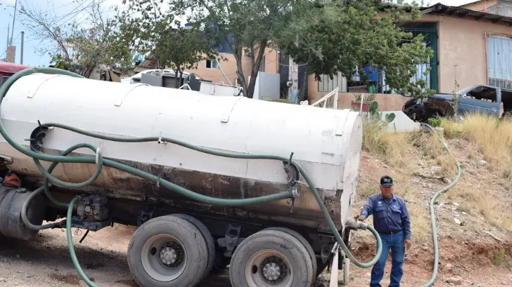 Ayuntamiento de Hermosillo alista compra de seis pipas