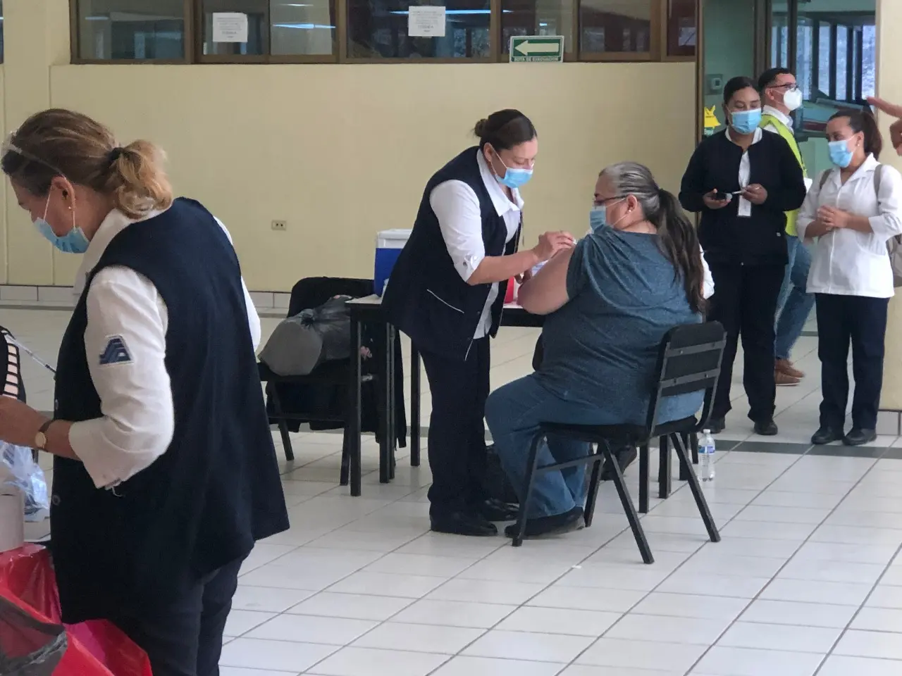 A partir del viernes aplicarán segunda dosis para personas de 50-59 en Nogales