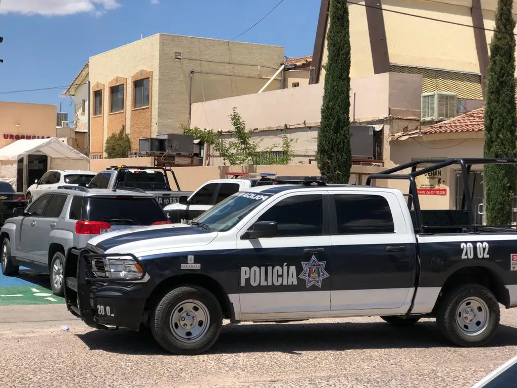 Baleado que llegó a hospital privado por ayuda desata mega operativo policiaco