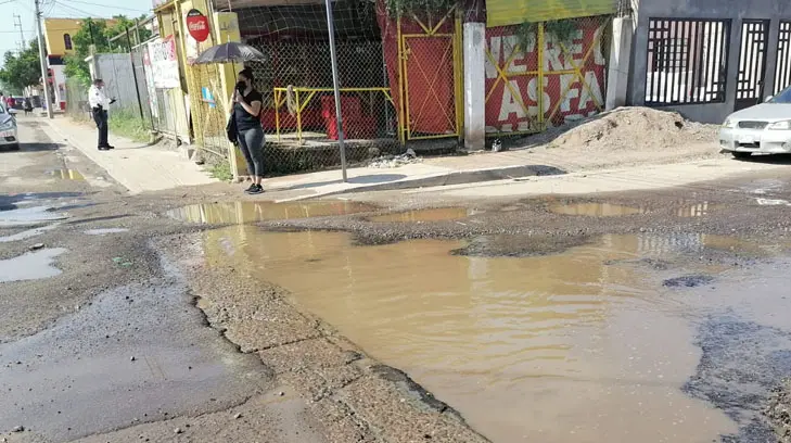 Han pasado 15 años y los vecinos de la colonia Gómez Morín no le ven fin a una fuga
