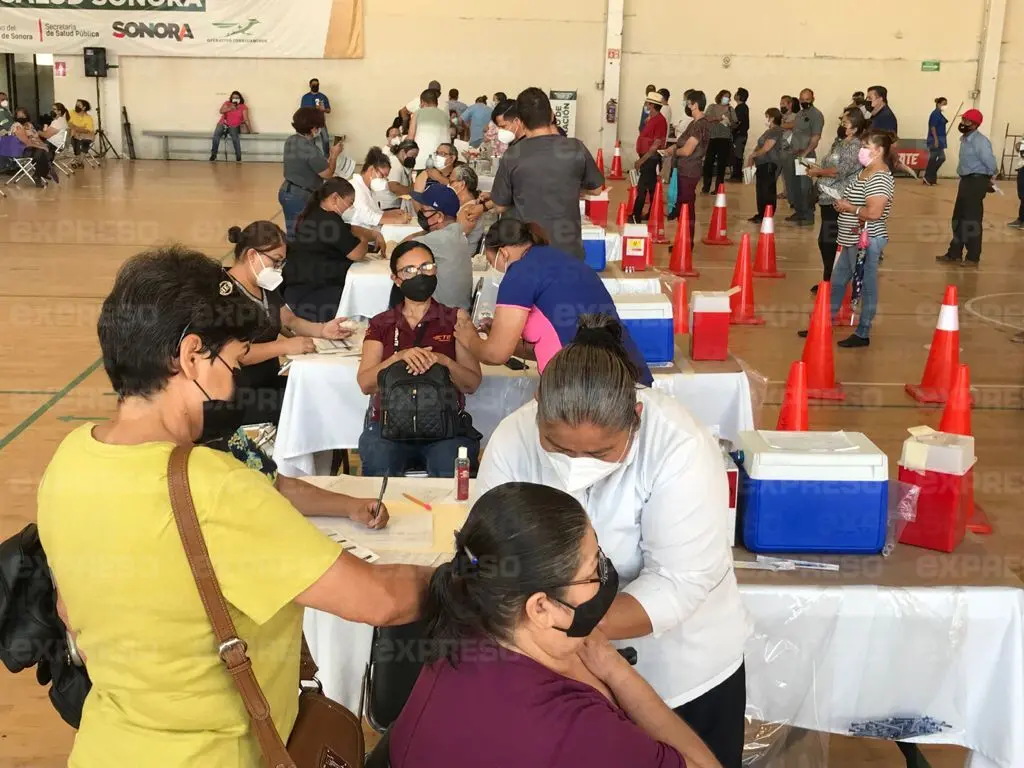 ¿Tienes entre 50 y 59 años y no alcanzaste a ponerte la segunda dosis? Esto te interesa