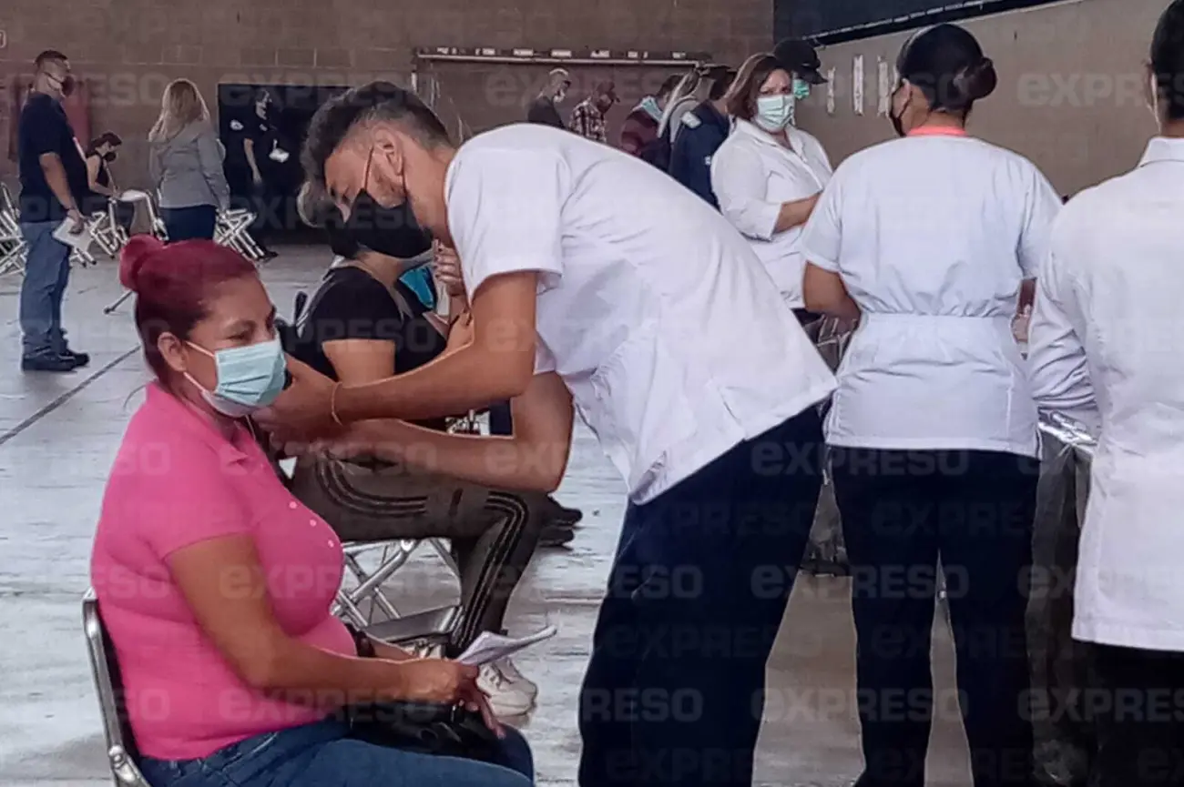 Campaña de vacunación contra Covid-19 fue un éxito en la misión: López-Gatell