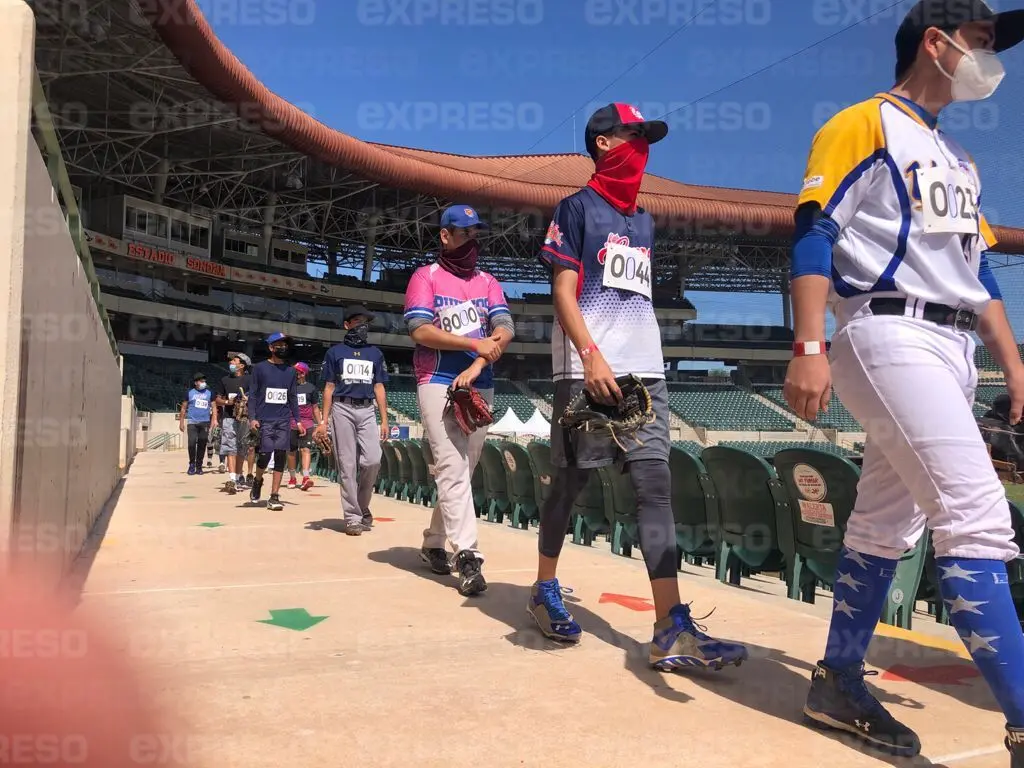 Buscan formar parte de la primera generación de la Academia de Beisbol