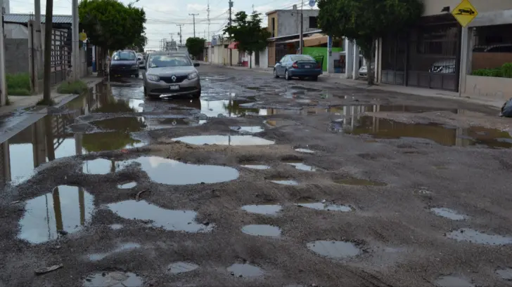 Expreso 24/7 | De no tener cuidado, programa de reparación de baches generaría desigualdad