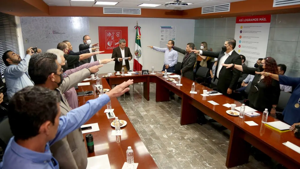 Rinden protesta los nuevos funcionarios de la SEC