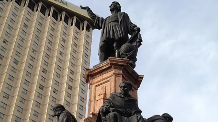 ¿Qué opina AMLO de la sustitución del Monumento a Colón en Cdmx?