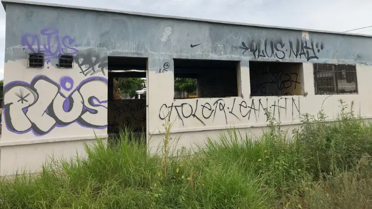Vecinos denuncian que el Parque San Bosco está en el olvido
