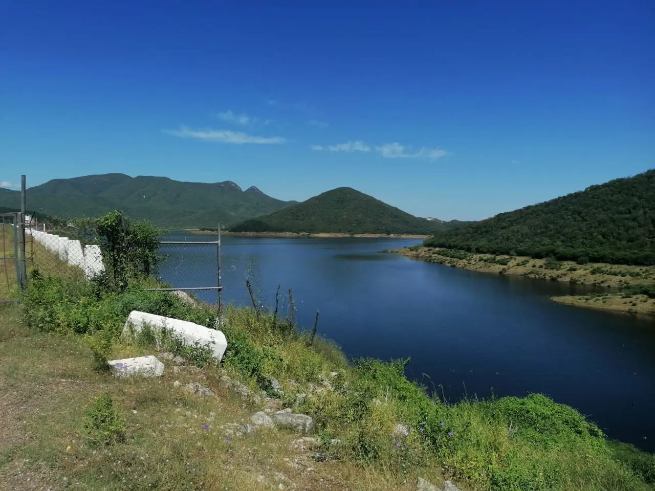 ¿Por fin llega el fin de la sequía? Presa Mocúzari se llena de agua poco a poco