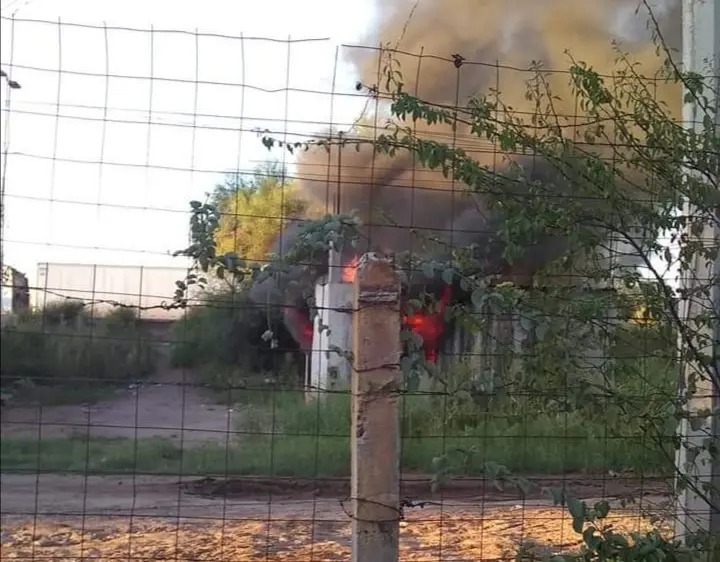 Una veladora olvidada dejó sin casa a un adulto mayor en Navojoa