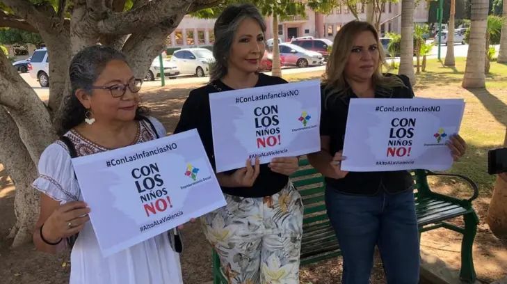 No queremos niños violentados, los queremos felices: Cajemenses se manifiestan en Palacio Municipal