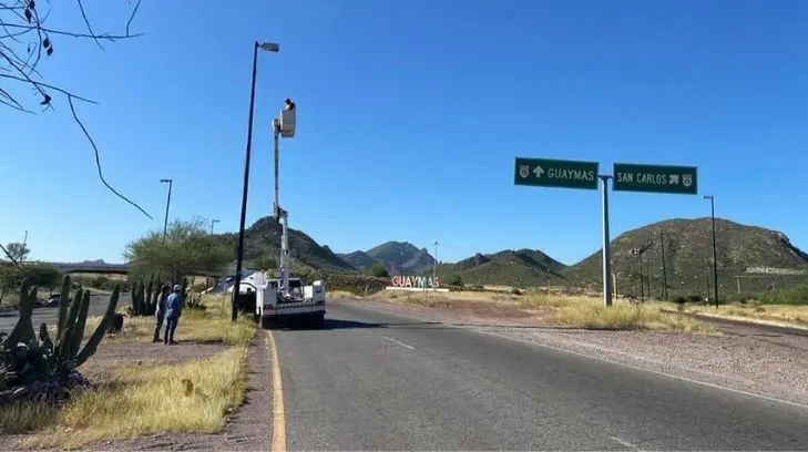 Se hace la luz en el puente de San Carlos