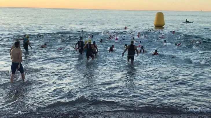 VIDEO - Arranca el Triatlón Sprint en San Carlos
