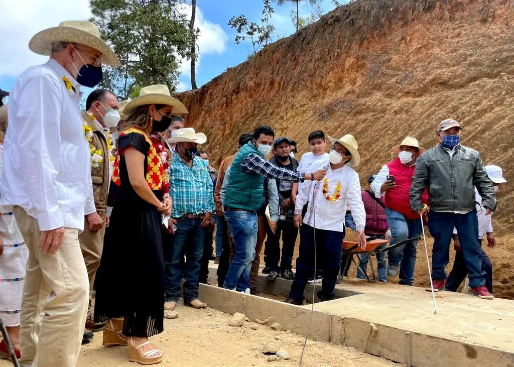 Pueblos indígenas, fundamentales para el éxito de Caminos Pavimentados