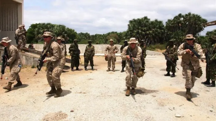 Ofrece EU recompensa por lideres de ataques terroristas en Kenia y Somalia