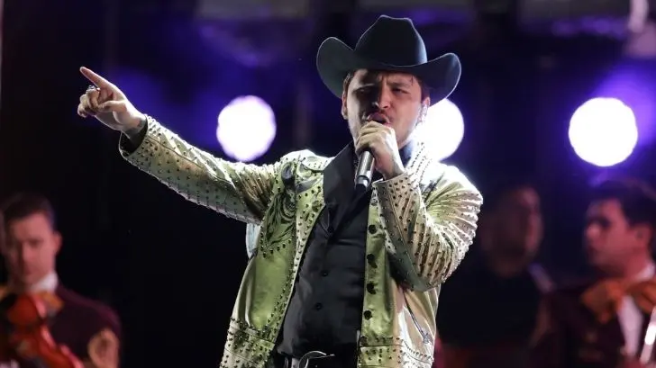 Esto dijo Christian Nodal sobre supuesto veto de disquera