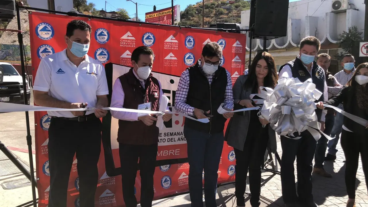 Cortan el listón para dar inicio al Buen Fin en Nogales