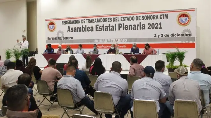 Sindicatos de la CTM acuerdan emplazar a huelga