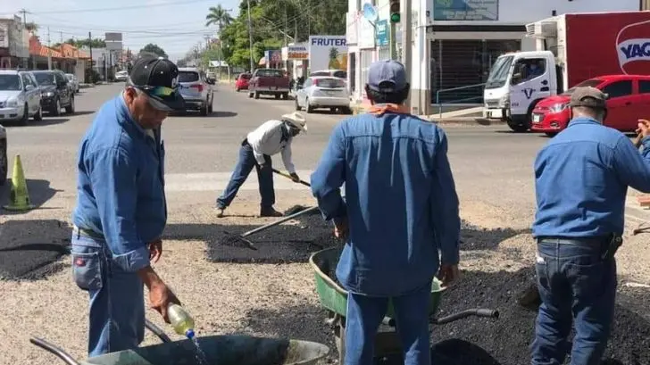 Paflec, invento que podría ser el remedio para los baches