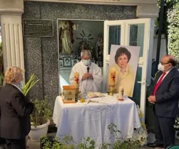 Cumplen el último deseo de Carmelita Salinas