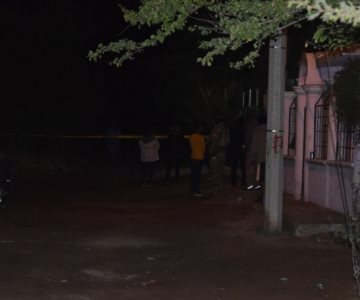 Ejecutan a un hombre fuera de su casa en Empalme