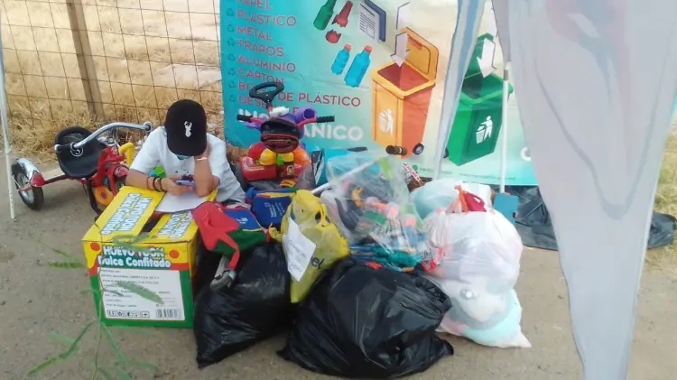 ¿Tienes espíritu navideño y buena voluntad? Convocan a donar juguetes y ropa para pequeños que lo necesiten