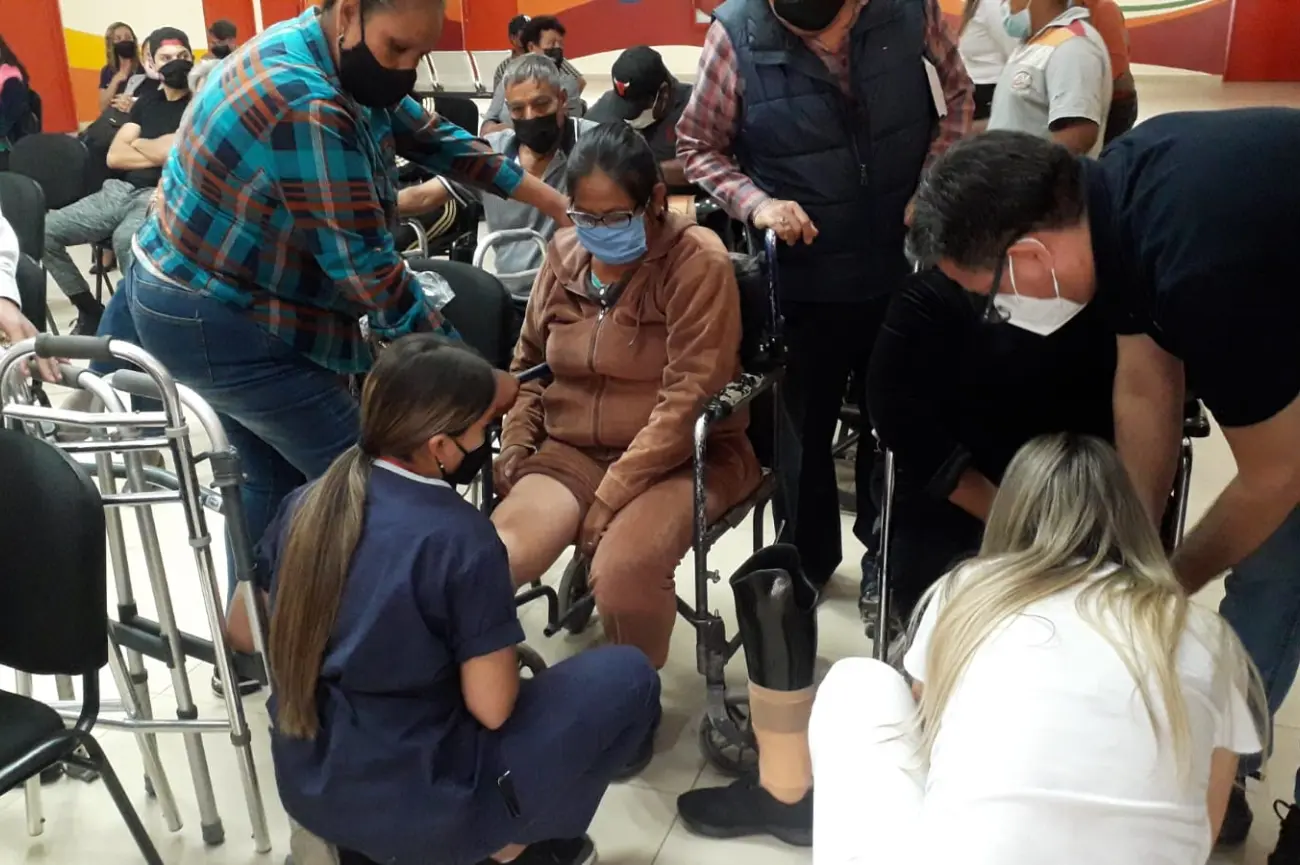 Entregan prótesis para cajemenses con parte de la pierna amputada