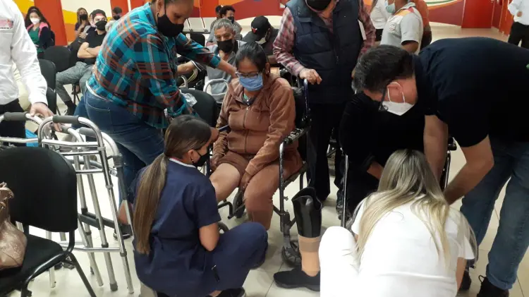 Entregan prótesis para cajemenses con parte de la pierna amputada