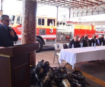 Bomberos de Cajeme rechazan donación de uniformes