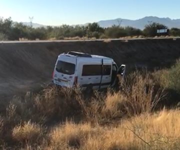 Personas lesionadas en volcamiento de unidad del IMSS se encuentran estables