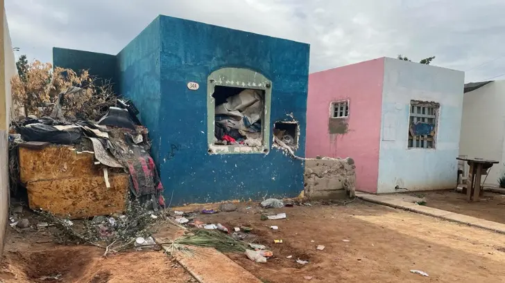 Apestoso problema aqueja a los vecinos de La Cholla