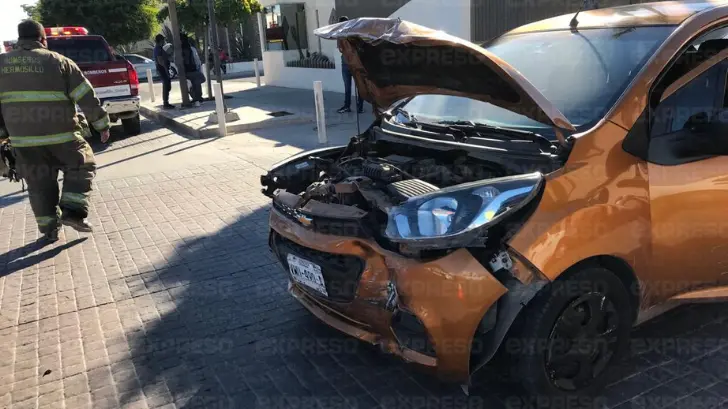 VIDEO | Aparatoso choque se registra en la zona hotelera de Hermosillo