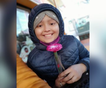 Cualquier tipo puede ser un héroe: Emily, de 9 años, pide ayuda con donadores de sangre