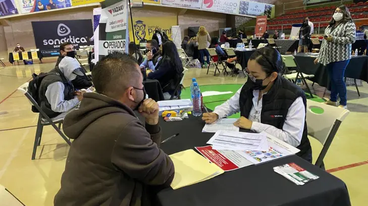 Inauguran feria del empleo en SLRC: hay más de mil 800 vacantes
