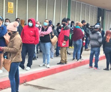 Si no estoy contagiada me van a contagiar aquí; siguen con dificultades en el IMSS