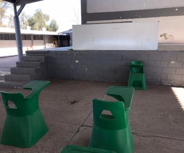 Una escuela con desperfectos que pondrían en peligro a sus alumnos, así se encuentra la Técnica 60
